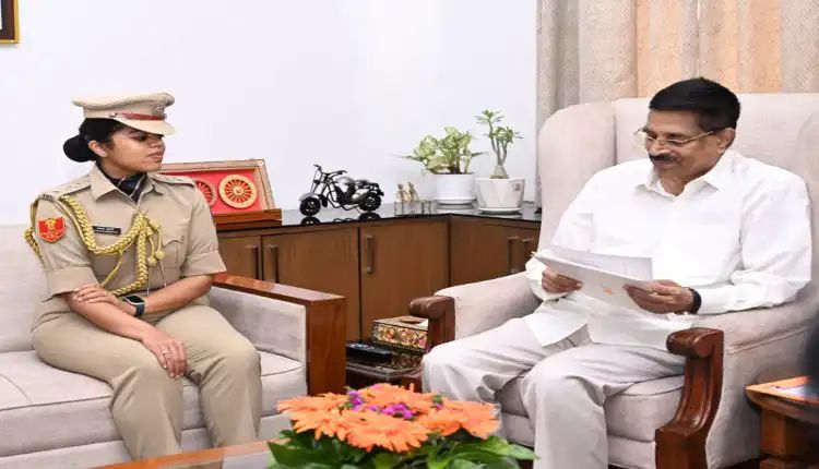 ରାଜ୍ୟପାଳଙ୍କ ପ୍ରଥମ ମହିଳା ଏଡିସି ଭାବେ ଆଇପିଏସ୍ ଅଫିସର ଅନନ୍ୟା ଅୱସ୍ତି ନିଯୁକ୍ତ
