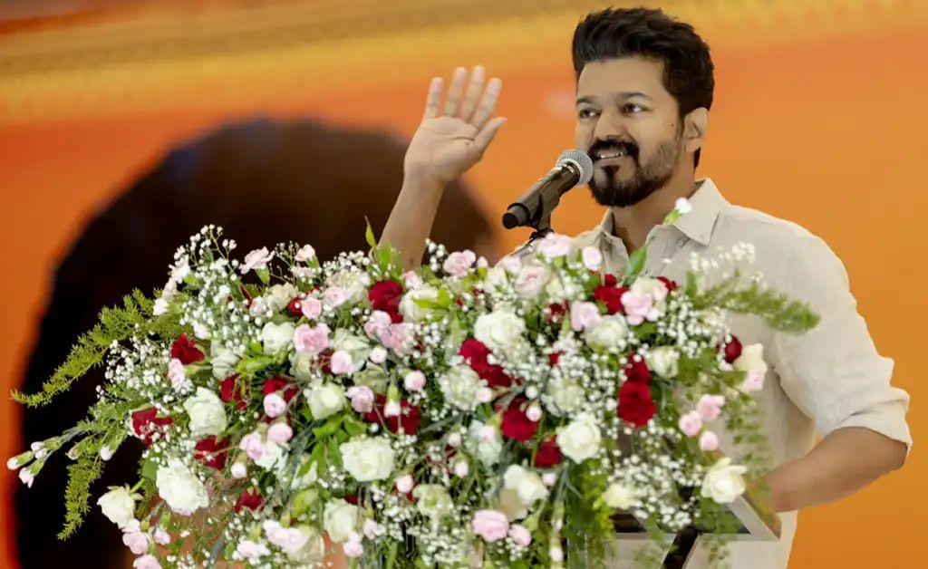 AIADMKକୁ ବଡ଼ ଝଟକା, TVKରେ ୩୦୦ରୁ ଅଧିକ ନେତାଙ୍କ ଯୋଗଦାନ