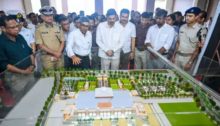 ବିଶ୍ବସ୍ତରୀୟ ହେବ ପୁରୀ ରେଳ ଷ୍ଟେସନ, ୨୦୨୭ ମାର୍ଚ୍ଚ ସୁଦ୍ଧା କାର୍ଯ୍ୟ ଶେଷ କରିବାକୁ ରାଜ୍ୟପାଳଙ୍କ ନିର୍ଦ୍ଦେଶ