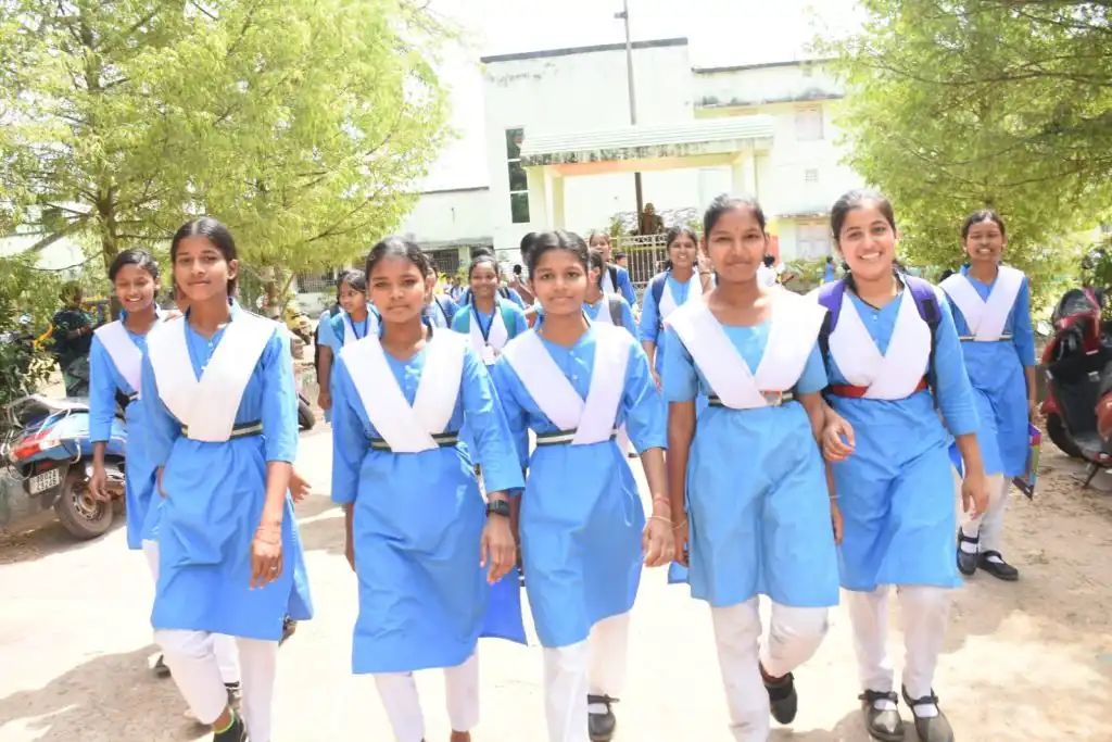 ଜୁଲାଇ ୧ ରୁ ସମସ୍ତ ସ୍କୁଲରେ ନୂତନ ସ୍କୁଲ ପରିଚାଳନା କମିଟି ଗଠନ କରିବେ ରାଜ୍ୟ ସରକାର