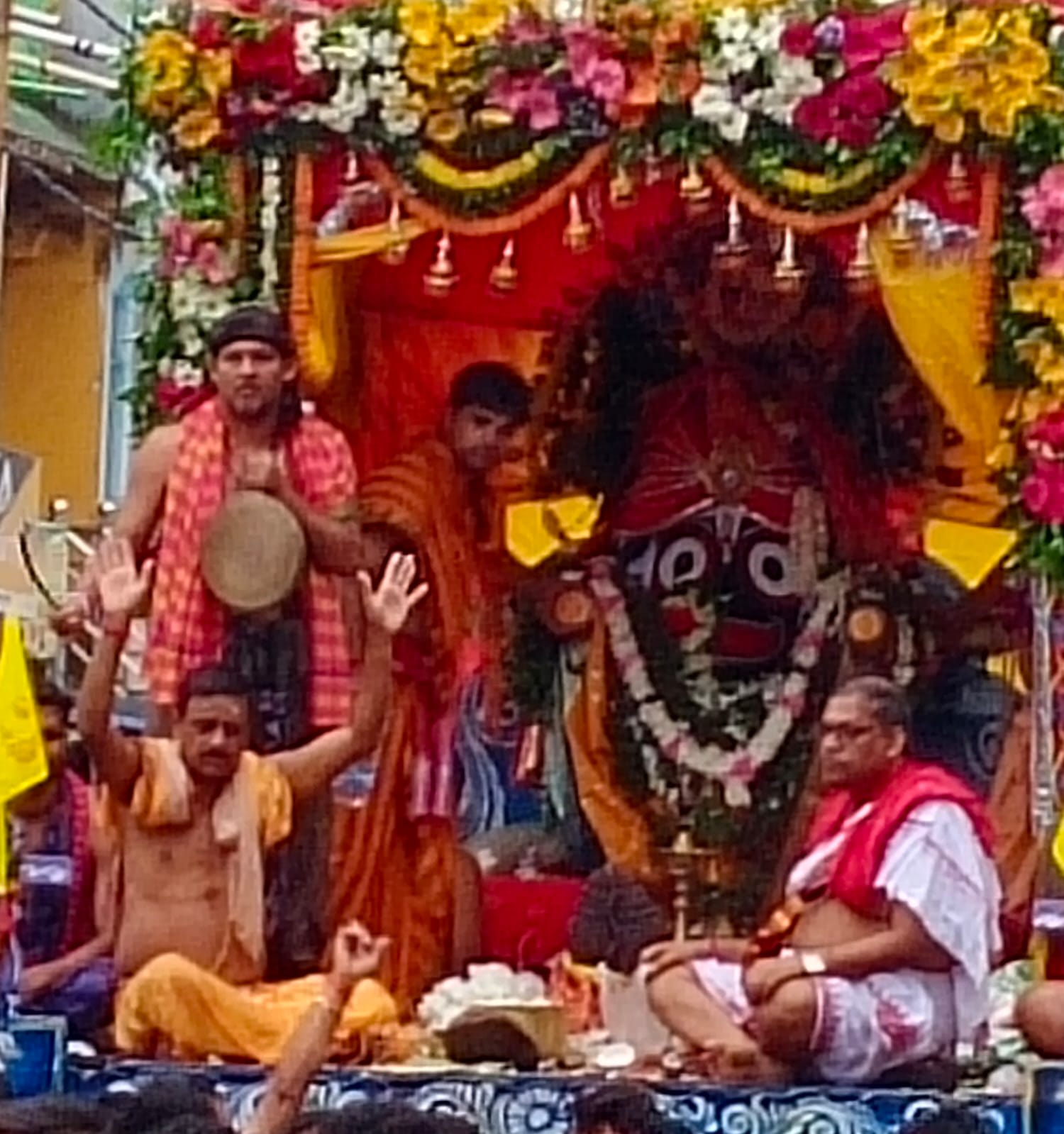 ବିପୁଳ ଉତ୍ସାହ ଓ ଉଦ୍ଦୀପନା ସହ ବାଲିଗୁଡାରେ ରଥଯାତ୍ରା ଅନୁଷ୍ଠିତ : ସୁଭଦ୍ରା ରଥ କୁ ଟାଣିଲେ ମହିଳା ଶ୍ରଦ୍ଧାଳୁ