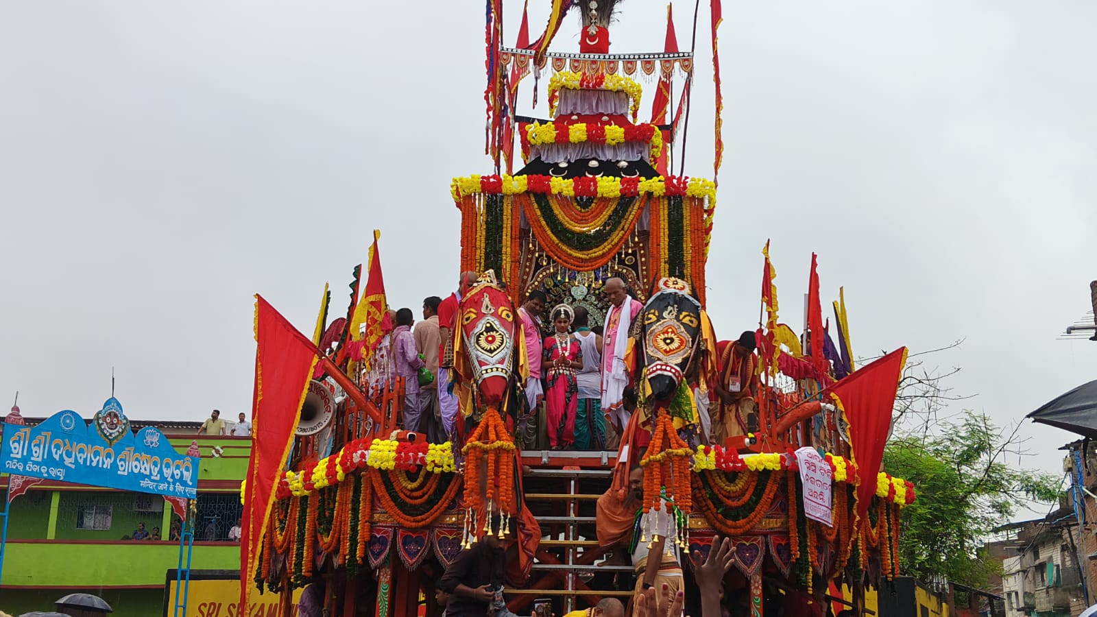 ପ୍ରବଳ ବର୍ଷା ରେ ନନ୍ଦିଘୋଷ ରଥ ଗଡ଼ିଲା ମାଉସୀ ମନ୍ଦିର