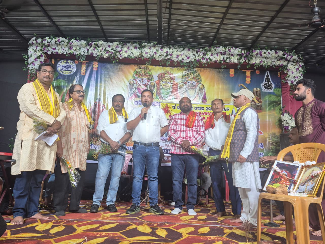 ମା ସେରାୱାଲୀ ସଂଗୀତ ଝଙ୍କାର ଦ୍ୱାରା ଭଜନ ପରିବେଷଣ