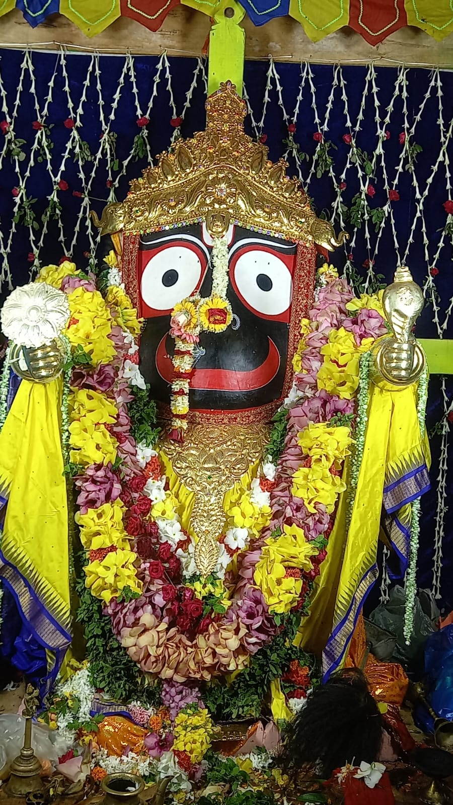 ଢେଙ୍କାନାଳ ରଥଗଡ଼ାରେ ଝଲସିଲେ ମହାପ୍ରଭୁ: ରଥ ଉପରେ ସମ୍ପନ୍ନ ହେଲା ଶ୍ରୀଜୀଉଙ୍କ ଅପୂର୍ବ ସୁନାବେଶ