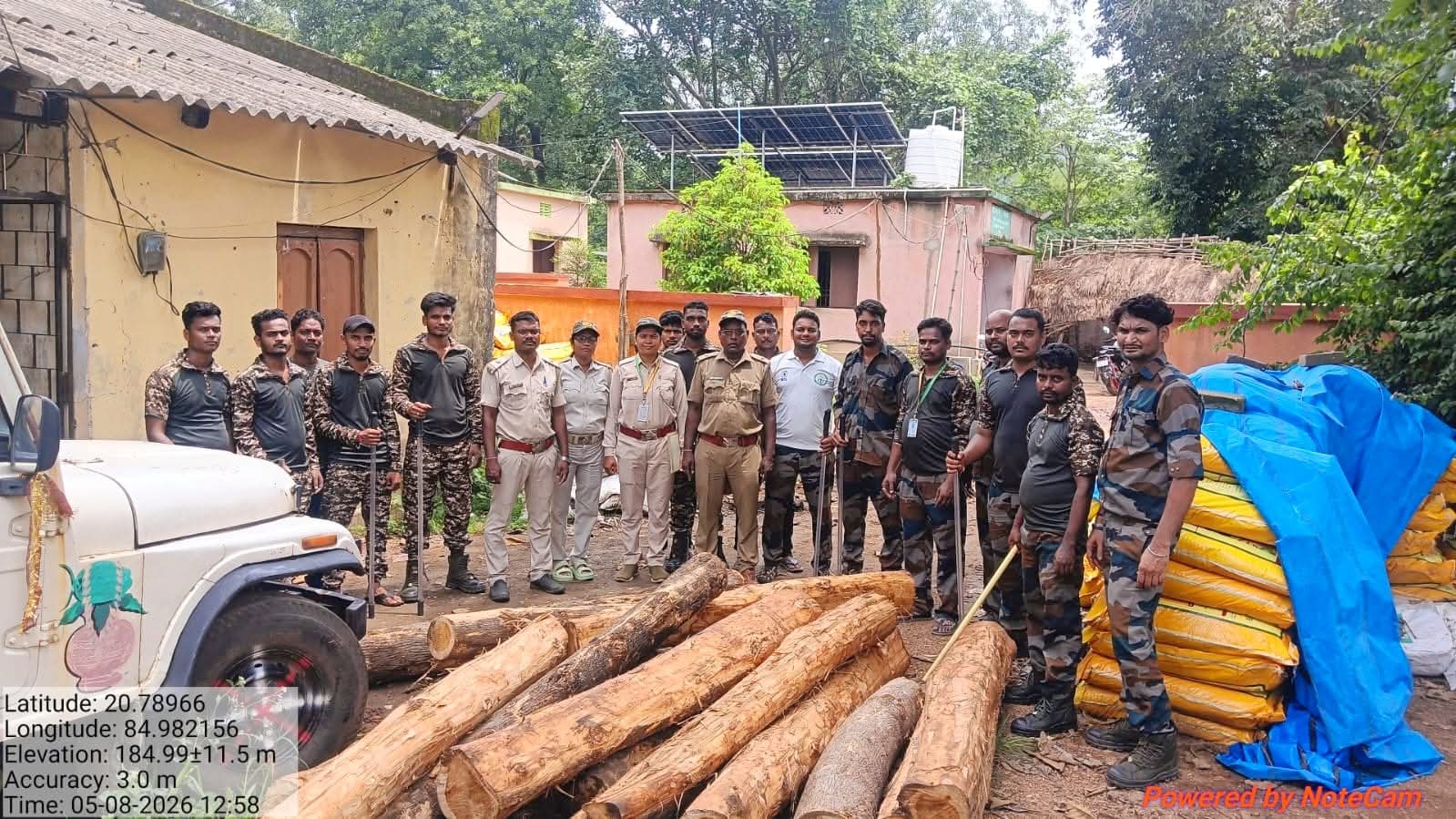 ଅନୁଗୋଳ ବନଖଣ୍ଡର ବଡ଼ ସଫଳତା: ୧୨ ଶାଗୁଆନ କାଠଗଣ୍ଡି ଜବତ, ବେଆଇନ କାଠ କାରବାର ଉପରେ କଡ଼ା କାର୍ଯ୍ୟାନୁଷ୍ଠାନ