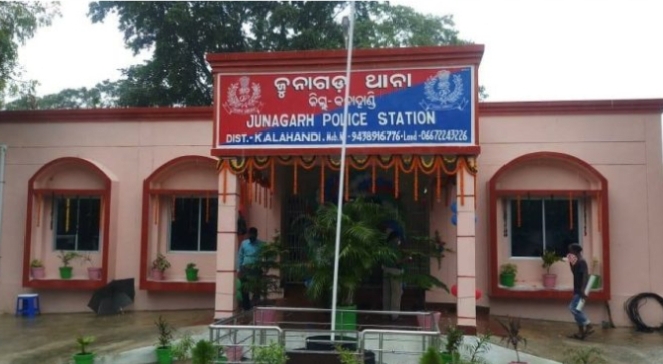 ଦୁଇ ବାଇକ ମୁହାଁ ମୁହିଁ ତିନି ଆହତ ଜଣେ ମୃତ