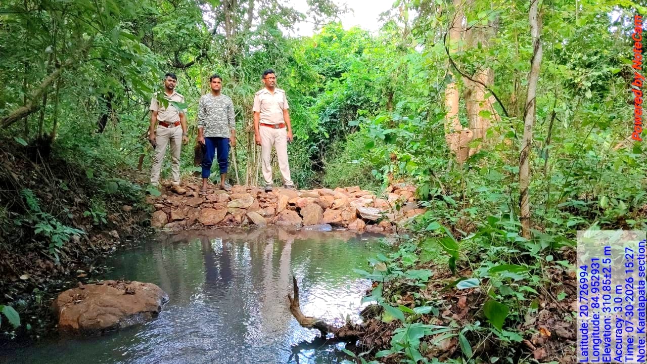 ମୃତ୍ତିକା ଓ ଜଳ ସଂରକ୍ଷଣକୁ ଗୁରୁତ୍ୱ ଦେଉଛି ଅନୁଗୋଳ ବନ ବିଭାଗ; ସବୁଜ ଜଙ୍ଗଲ ଗଠନ ଲକ୍ଷ୍ୟ