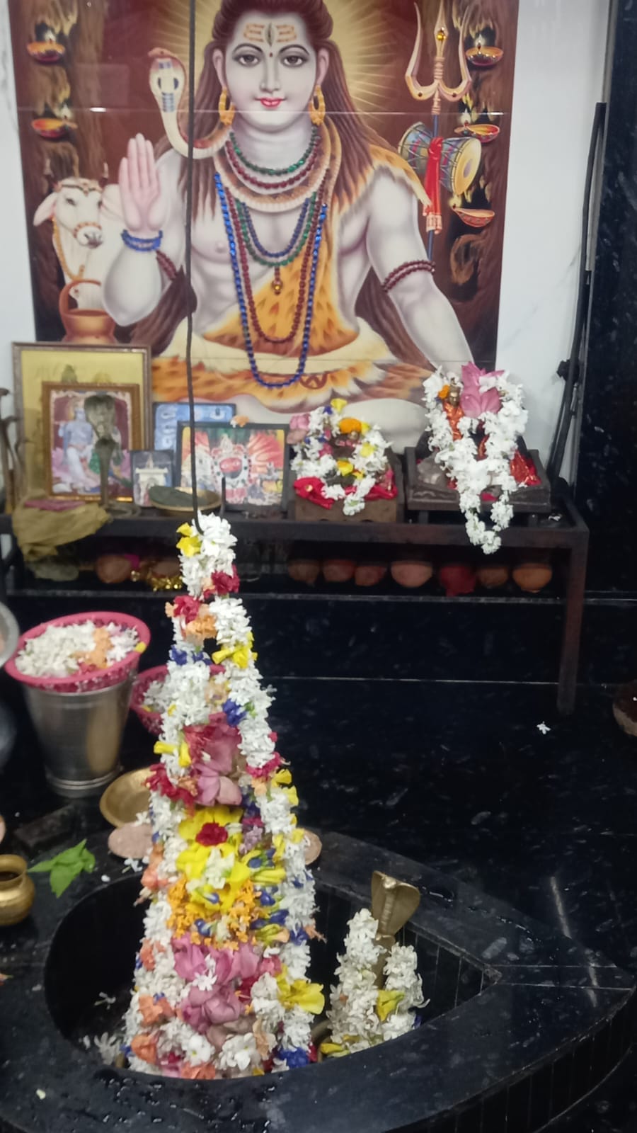 ଭକ୍ତିମୟ ପରିବେଶରେ ପାଳିତ ହେଲା ଶ୍ରାବଣର ପ୍ରଥମ ସୋମବାର, ବାବା ଆଖଣ୍ଡଳମଣିଙ୍କୁ ବିଶେଷ ପୂଜାର୍ଚ୍ଚନା