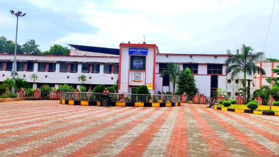 କେଜିରୁ ପିଜି ମାଗଣା ଶିକ୍ଷା ବ୍ଲକ ଗ୍ରାଣ୍ଟ କଲେଜ କର୍ତ୍ତୃପକ୍ଷ ଚିନ୍ତାରେ