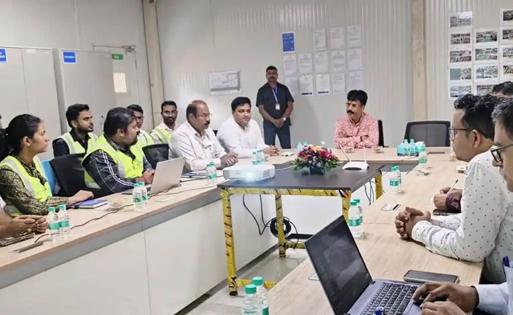 ନଭୀ ମୁମ୍ବାଇରେ CIDCO PMAY ପ୍ରକଳ୍ପ ପରିଦର୍ଶନ କଲେ ମନ୍ତ୍ରୀ କୃଷ୍ଣଚନ୍ଦ୍ର ମହାପାତ୍ର