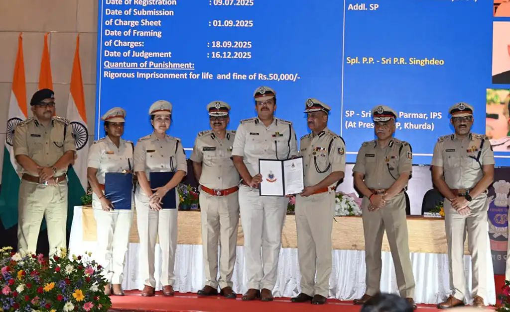 ଉତ୍କୃଷ୍ଟ ତଦନ୍ତ ଓ ସଫଳ ଦଣ୍ଡବିଧାନ ପାଇଁ ୬୬ ପୋଲିସ ଅଧିକାରୀ ଓ ସରକାରୀ ଆଇନଜୀବୀ ସମ୍ମାନିତ