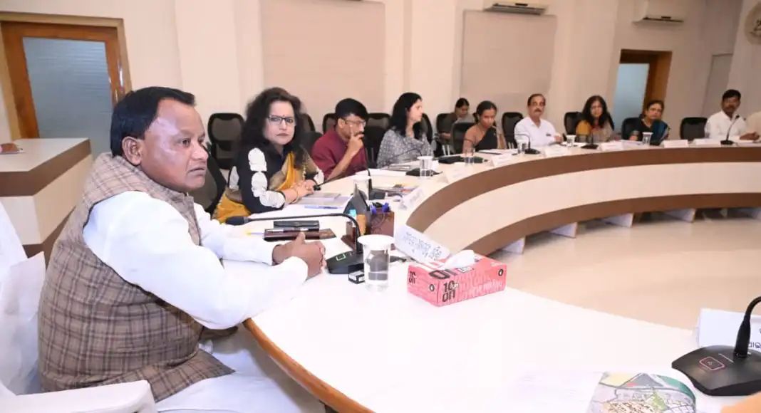 ଏସ୍‌ସିବି ଓ ହନୁମାନ ବାଟିକାର ନବୀକରଣକୁ ଗୁରୁତ୍ୱ, ସମୀକ୍ଷା କଲେ ମୁଖ୍ୟମନ୍ତ୍ରୀ