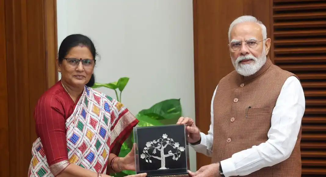 ପ୍ରଧାନମନ୍ତ୍ରୀଙ୍କୁ ଭେଟିଲେ ଉପମୁଖ୍ୟମନ୍ତ୍ରୀ ପ୍ରଭାତୀ ପରିଡ଼ା