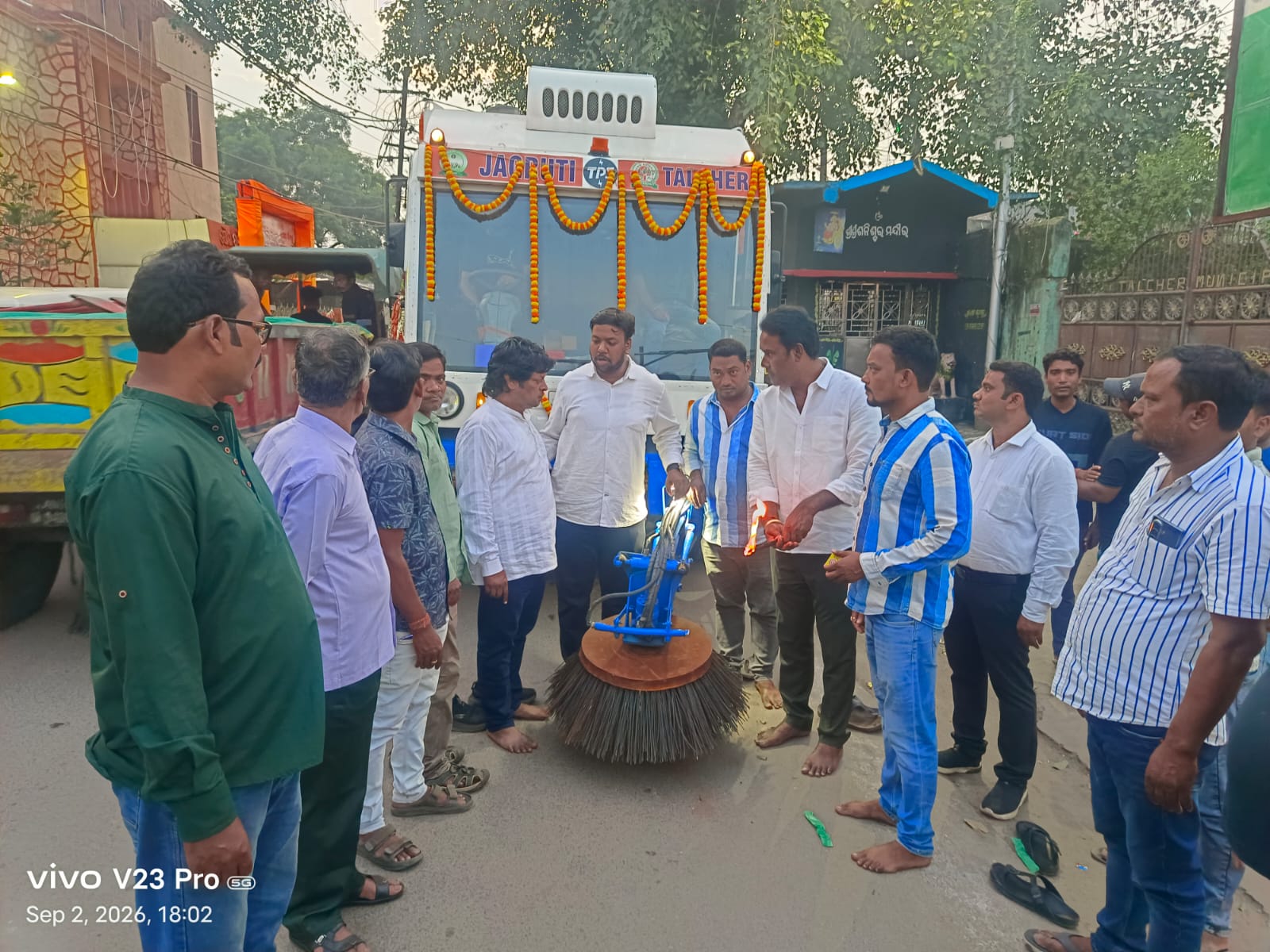 ତାଳଚେର ପୌରପରିଷଦରେ ଚାଲିଲା ରାସ୍ତା ସଫେଇ ଯାନ୍ତ୍ରୀକ ଗାଡ଼ି