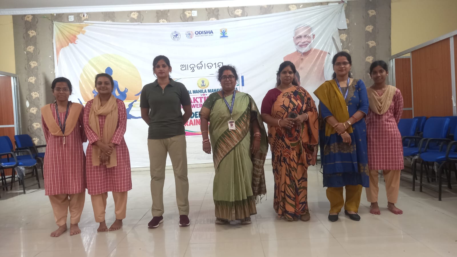 ଢେଙ୍କାନାଳ ମହିଳା ମହାବିଦ୍ୟାଳୟରେ ଛାତ୍ରୀମାନଙ୍କ ପାଇଁ ଆତ୍ମରକ୍ଷା ପ୍ରଶିକ୍ଷଣ ଓ ଯୋଗ ଶ୍ରେଣୀ ଅନୁଷ୍ଠିତ