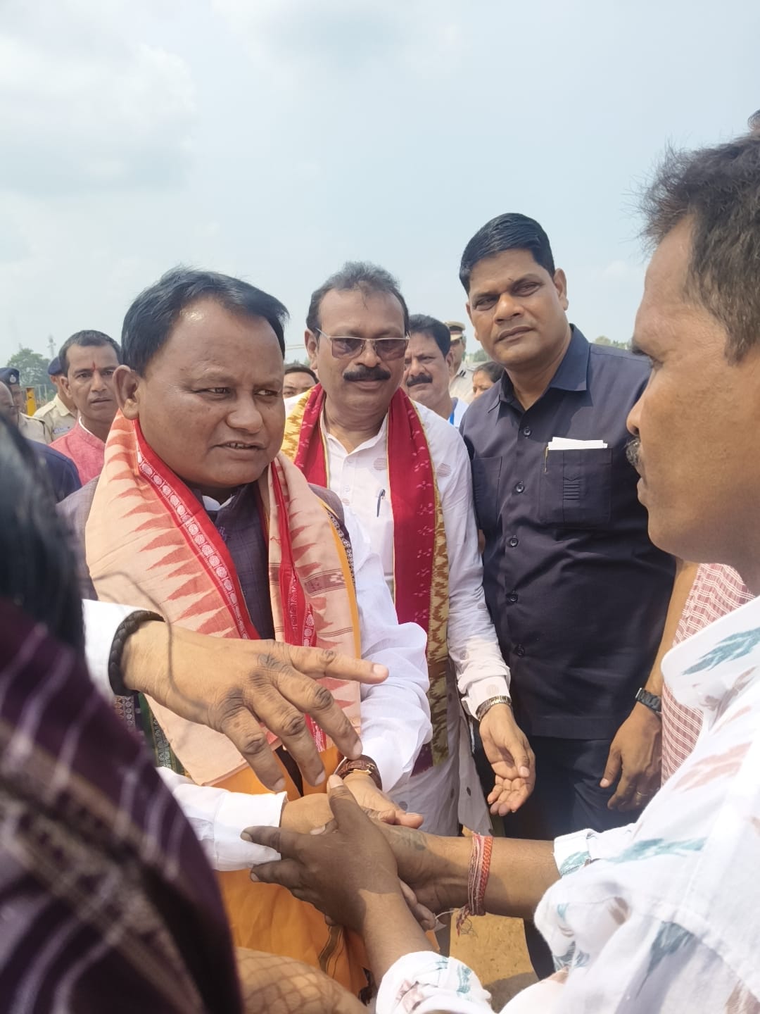 ଖଣ୍ଡୋକଟ ଗାଁ ମାଟିରେ ମୁଖ୍ୟମନ୍ତ୍ରୀ ମୋହନ ମାଝୀ