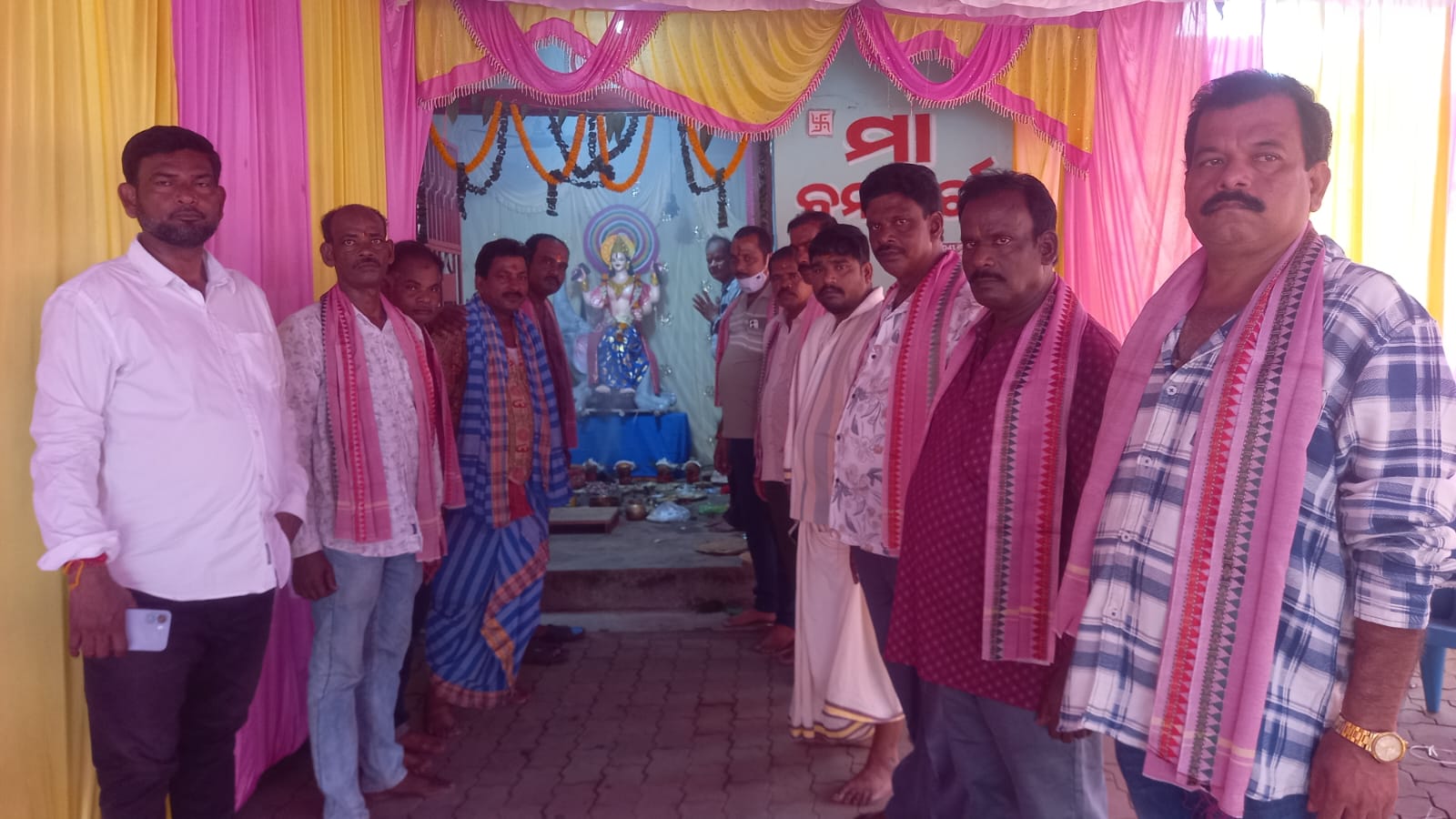 ଟ୍ୟାକ୍ସି ଆସୋସିଏସନ୍ ପକ୍ଷରୁ ବିଶ୍ୱକର୍ମା ପୂଜା ପାଳିତ
