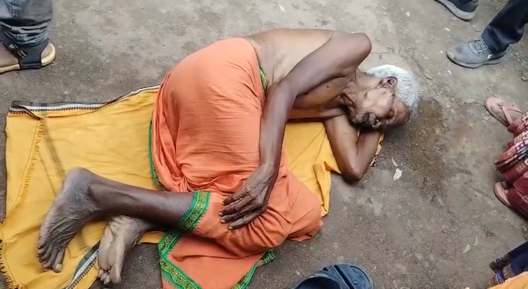ଚମ୍ପୁଆ ବ୍ଲକ୍ ଅନ୍ତର୍ଗତରେ ନାମପଞ୍ଜିକରଣ କରିବାକୁ ଆସି ଲ୍ୟାମ୍ପରେ ଚେତାଶୂନ୍ୟ ହେଲେ ଚାଷୀ