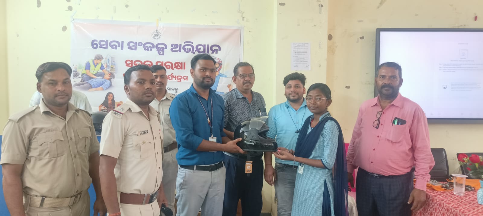 ତାଳଚେର ପରିବହନ କାର୍ଯ୍ୟଳୟ ପକ୍ଷରୁ ସେବା ସଂକଳ୍ପଅଭିଯାନ