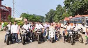 ବନ୍ଦର ପ୍ରଭାବରେ ବାଲିଗୁଡ଼ା ଜନଶୂନ୍ୟ; ରାସ୍ତାରେ କଂଗ୍ରେସର ଶକ୍ତି ପ୍ରଦର୍ଶନ : ଦୋକାନବଜାରରେ ତାଲା, ଯାତାୟାତ ଠପ୍‌