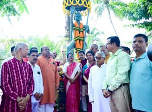 ଲୋକନାୟକ ଜୟପ୍ରକାଶ ନାରାୟଣ ଓ ଶହୀଦ ବାଜିରାଉତଙ୍କୁ ଶ୍ରଦ୍ଧାଞ୍ଜଳି