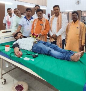 ଦୁଇଟି ଅନୁଷ୍ଠାନ ପକ୍ଷରୁ ରକ୍ତଦାନ ଶିବିର, ୧୫୧ ୟୁନିଟ ରକ୍ତ ସଂଗ୍ରହ