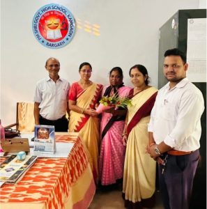 କମଗାଁ ସରକାରୀ ହାଇସ୍କୁଲରେ ନୂତନ ଶିକ୍ଷୟିତ୍ରୀଙ୍କୁ ସ୍ଵାଗତ ସମ୍ବର୍ଦ୍ଧନା