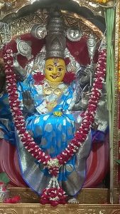 ମା’ କନକ ଦୁର୍ଗାଙ୍କ ପୀଠରେ ବିଜୟା ଦଶମୀ ଅବସରରେ ରାଜ ରଜେଶ୍ୱରି ଦେବୀ ବେଶରେ ଦର୍ଶନ ଦେଲେ ମା’