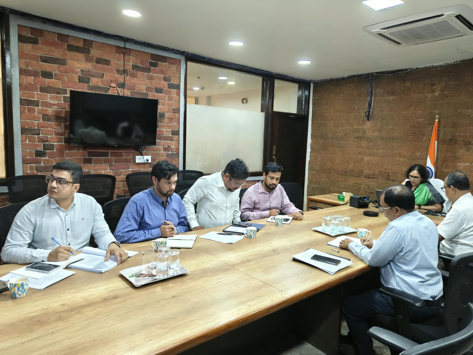 ଓଡ଼ିଶାରେ ବାତ୍ୟା ଓ ବନ୍ୟା ମୁକାବିଲା ପ୍ରସ୍ତୁତିର ସମୀକ୍ଷା କଲା ଜଳ ସମ୍ପଦ ବିଭାଗ