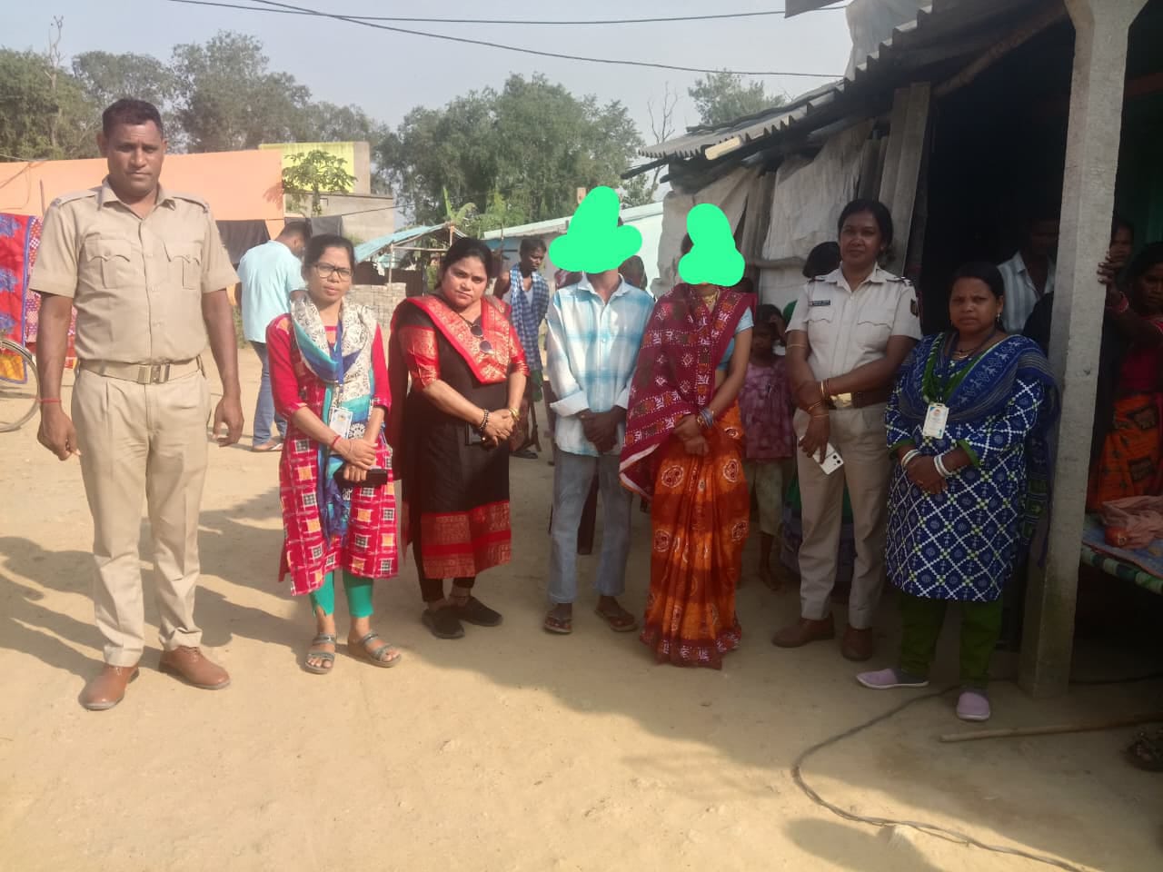 ସମନ୍ଵିତ ଶିଶୁ ବିକାଶ ପ୍ରକଳ୍ପ ଅଧିକାରୀ ଦ୍ଵାରା ନାବାଳକ ଓ ନାବାଳିକାଙ୍କୁ ଉଦ୍ଧାର