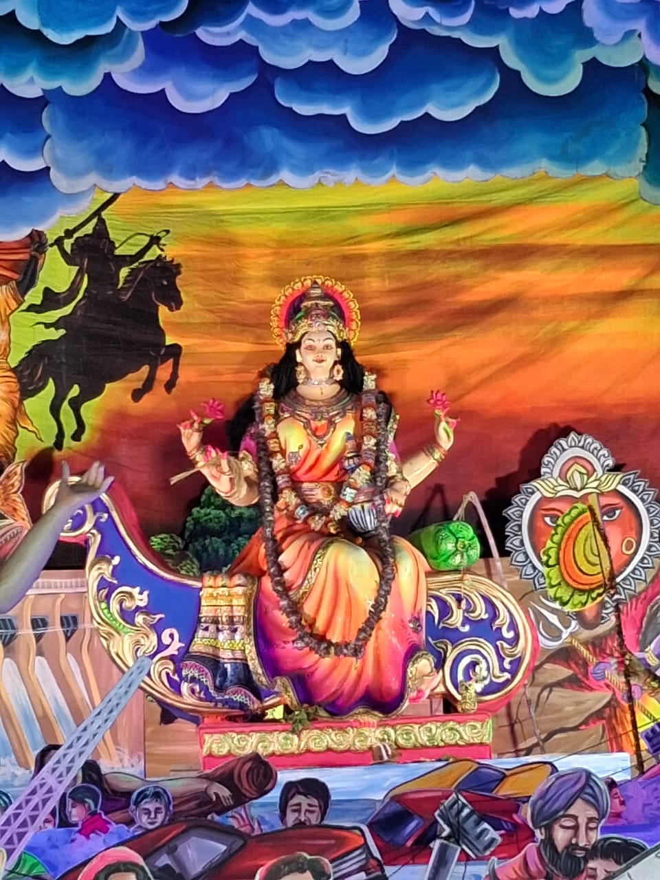 ବଅଁରପାଳର ୧୩ଟି ମଣ୍ଡପରେ ମା’ ମହାଲକ୍ଷ୍ମୀଙ୍କ ପୂଜା, ଭକ୍ତିମୟ ପରିବେଶରେ ଉତ୍ସବମୁଖର ଅଞ୍ଚଳ
