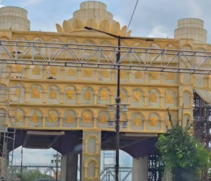 ସମ୍ଭାବ୍ୟ ବାତ୍ୟା ମୁକାବିଲା ପାଇଁ ପ୍ରଶାସନର ତତ୍ପରତା: କଟକରେ ତୋରଣ ଖୋଲିବା ନିର୍ଦ୍ଦେଶ, କେନ୍ଦ୍ରାପଡ଼ାରେ ଛୁଟି ବାତିଲ