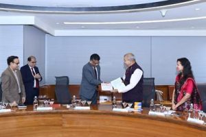 ମ୍ୟୁଚୁଆଲ୍ ଫଣ୍ଡ ନିବେଶକଙ୍କ ପାଇଁ ସହଜ ହେବ କେୱାଇସି ଯାଞ୍ଚ, ସହଭାଗିତା ବଢ଼ାଇଲେ ଇଣ୍ଡିଆ ପୋଷ୍ଟ ଓ ୟୁଟିଆଇ