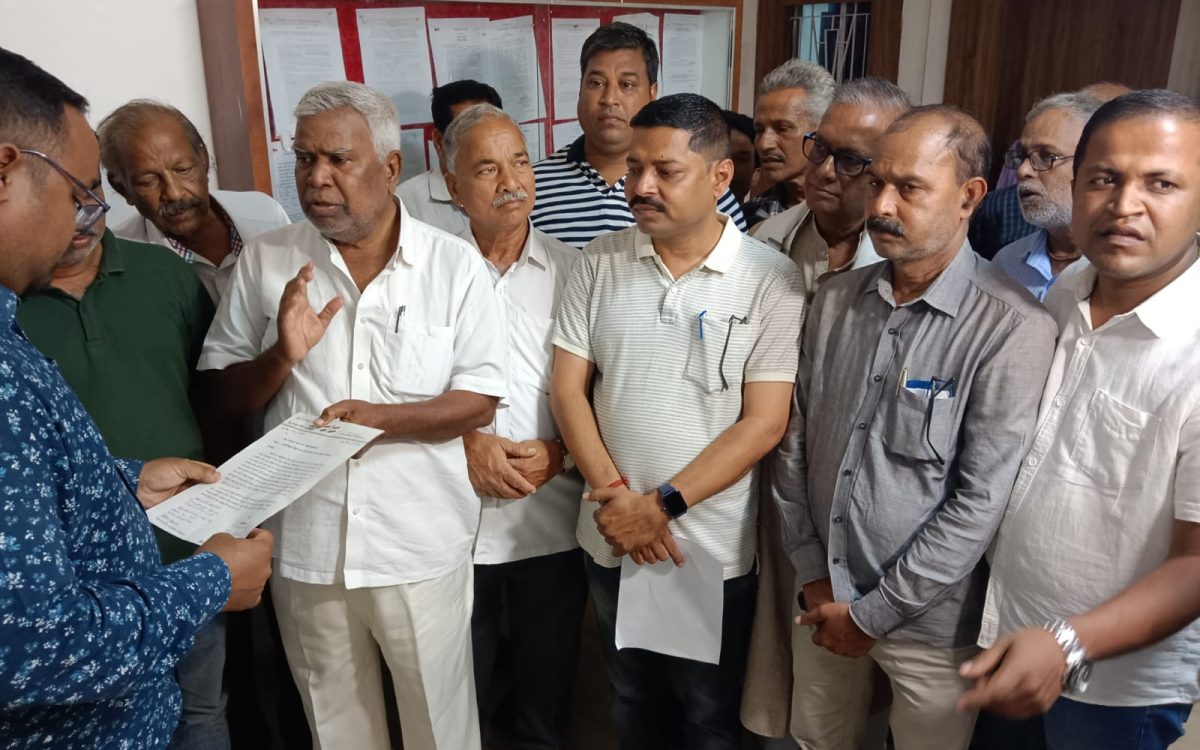 ମଣ୍ତିରୁ ତୁରନ୍ତ ଧାନ ଉଠାଇବାକୁ କଂଗ୍ରେସର ଦାବି