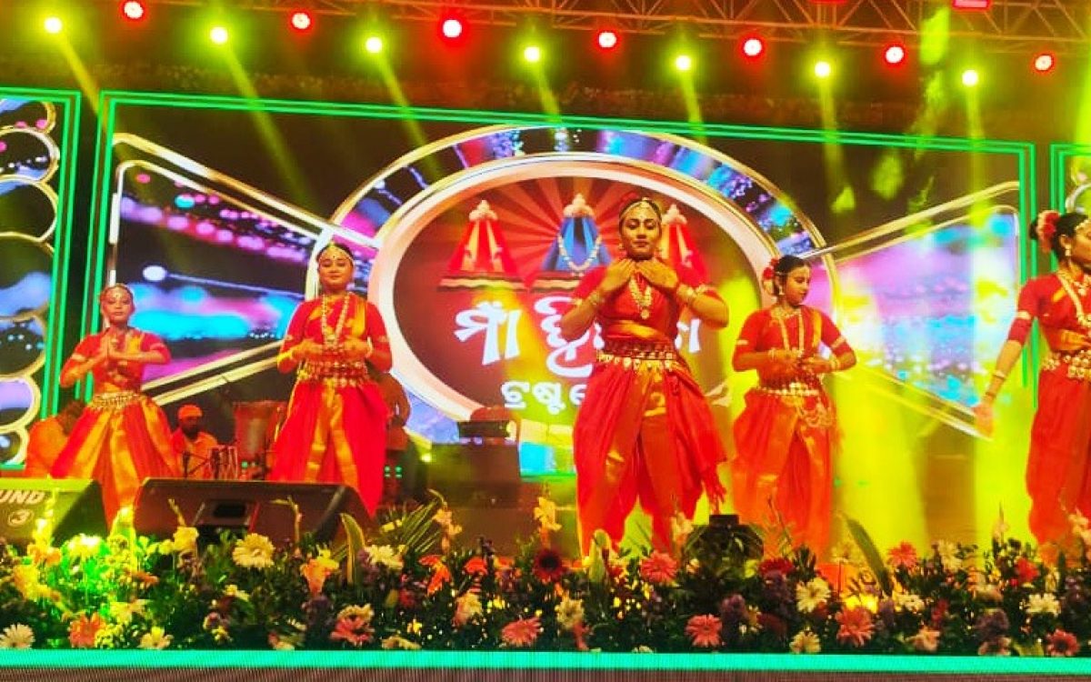 ଓଡ଼ିଶାର କଳା, ସଂସ୍କୃତିରେ ହିଙ୍ଗୁଳା ଲୋକ ମହୋତ୍ସବ ଏକ ମହତ୍ୱପୂର୍ଣ୍ଣ ଭୂମିକା ଗ୍ରହଣ କରିଛି