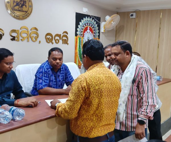 ୬୩ଜନ ଅଭିଯୋଗ ଶୁଣାଣି ରେ କାର୍ଯ୍ୟକାରୀ କେତେ…………?