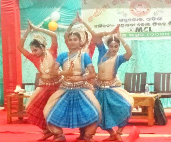 ବର୍ଣ୍ଣାଳୀ ସାହିତ୍ୟ ସଂସଦର ୫ମ ବାର୍ଷିକ ଉତ୍ସବ