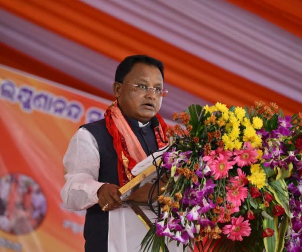 ଗୁରୁଜାଙ୍ଗଠାରେ ସ୍ୱାମୀ ଲକ୍ଷ୍ମଣାନନ୍ଦ ସରସ୍ୱତୀଙ୍କ ଜନ୍ମ ଶତବାର୍ଷିକୀ ସମାରୋହରେ ଯୋଗ ଦେଲେ ମାନ୍ୟବର ମୁଖ୍ୟମନ୍ତ୍ରୀ