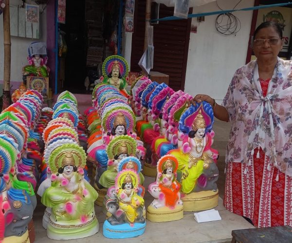 ବିଶ୍ଵକର୍ମା ପୂଜା ପାଇଁ ମୂର୍ତ୍ତିର ପସରା ଖୋଲିଛି