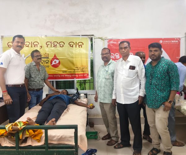ସମ୍ବଲପୁର ଜିଲ୍ଲା, ଜମନକିରା ବ୍ଲକ ଧୁଡ଼ିପଳିରେ ରକ୍ତଦାନ ଶିବିର ଆୟୋଜିତ
