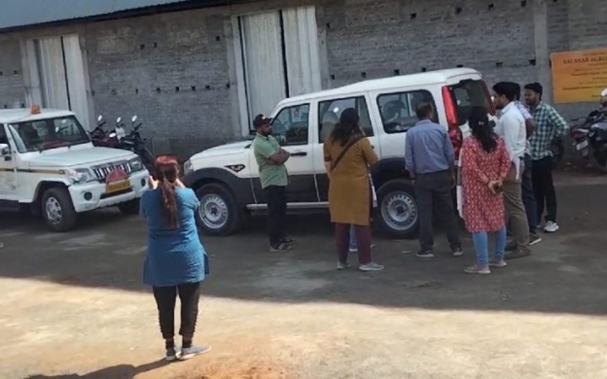 ଧାନ ସଂଗ୍ରହ ବେଳେ ଜ଼ିଲ୍ଲା ପ୍ରଶାସନ ର ରାଇସ ମିଲ ଉପରେ ବାରମ୍ବାର ଚଢ଼ାଉ ଆଇନିଗତ ନାଁ ପ୍ରାୟୋଜିତ ସାଧାରଣ ରେ ପ୍ରଶ୍ନବାଚୀ….?