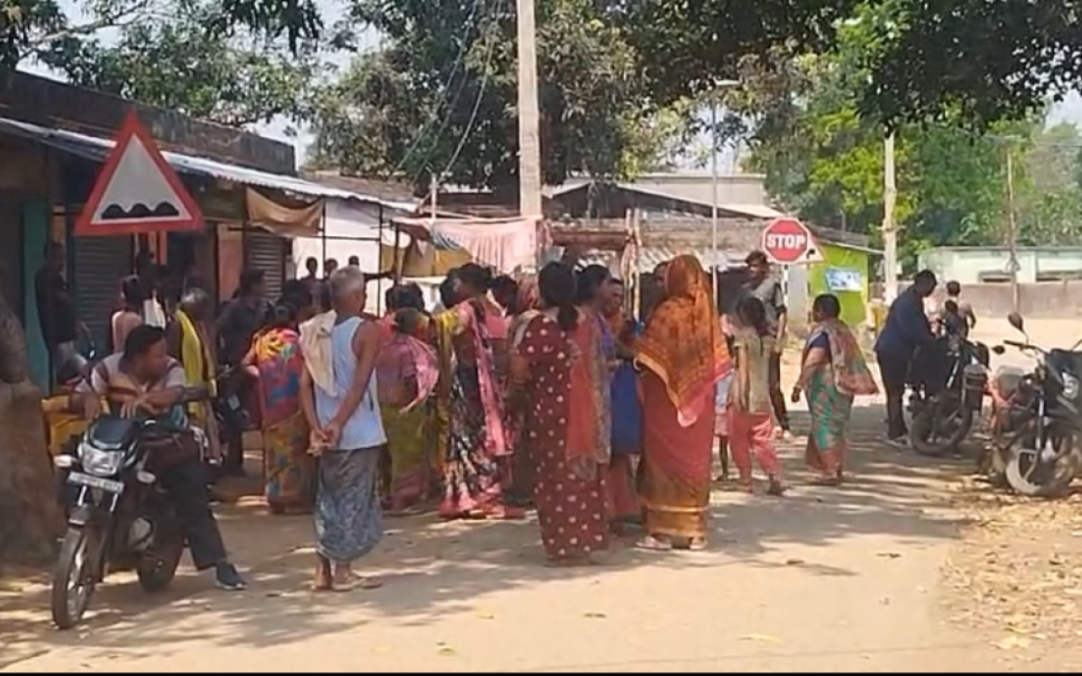 ବୃଦ୍ଧିପାଉଛି ଦେଶୀମଦ ଚୋରା କାରବାର, ତାତିଲେଣି ମହିଳା ଗ୍ରାମବାସୀ।