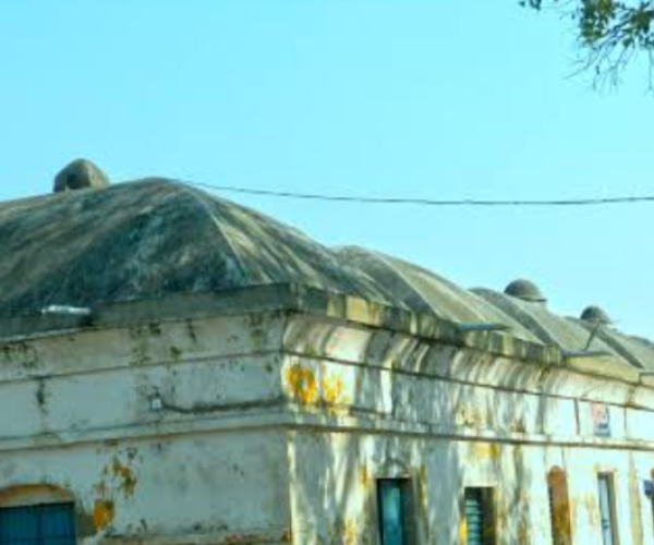 କଟକ ଷଷ୍ଠ ବାଟାଲିୟନ୍‌ରେ ସଂଘବଦ୍ଧ ଆକ୍ରମଣ: ୫ ପୁଲିସ ଆହତ, ୩ ଗୁରୁତର, ୫ ଅଟକ