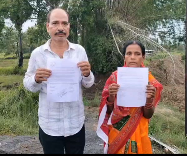 “ସରକାରୀ ରାସ୍ତା ବନ୍ଦ ଅଭିଯୋଗ; ସଙ୍କଟରେ ଛେଳି ଫାର୍ମ, ପ୍ରଭାବିତ ଚାଷକାମ”