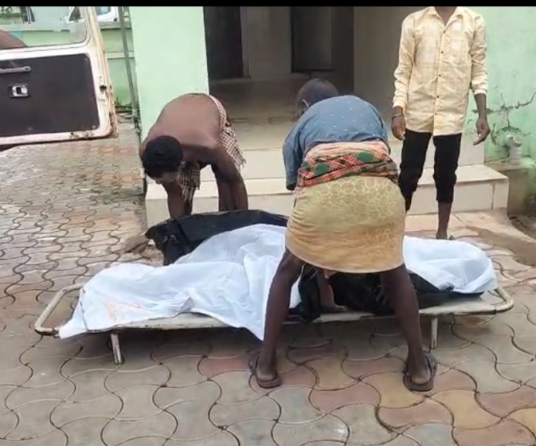 କେନ୍ଦୁଝର ଜିଲ୍ଲାରେ ବଣୁଆ ହାତୀ ଆକ୍ରମଣରେ ଜଣେମୃତ, ଅଳ୍ପକେ ମୃତ୍ୟୁମୁଖରୁ ବର୍ତ୍ତିଲେ ଦୁଇଜଣ