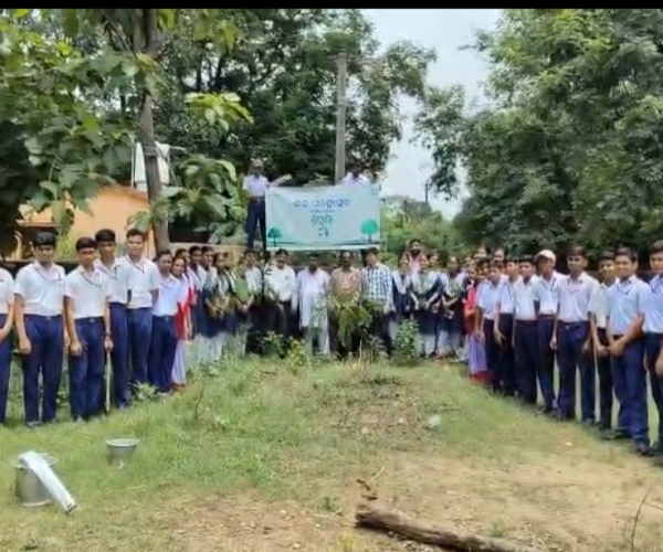 ବଅଁରପାଳ ଶିଶୁ ବିଦ୍ୟା ମନ୍ଦିର ରେ ବନ ମହୋତ୍ସବ ପାଳିତ