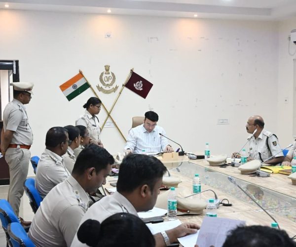 ଅନୁଗୋଳରେ ଏସ୍‌ପିଙ୍କ ସମୀକ୍ଷା ବୈଠକ; ଅପରାଧ ନିୟନ୍ତ୍ରଣ ଓ ଶାନ୍ତିଶୃଙ୍ଖଳା ଉପରେ ଜୋର