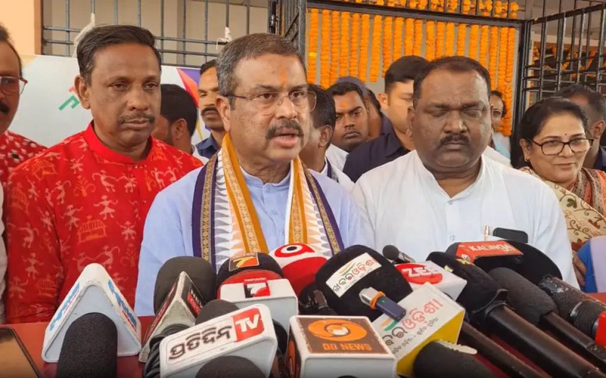 ସାଂସଦ ଖେଳ ମହୋତ୍ସବ: ସଫଳ କ୍ରୀଡାବିତଙ୍କୁ ପୁରସ୍କୃତ କଲେ ଧର୍ମେନ୍ଦ୍ର ପ୍ରଧାନ