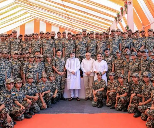 ଯବାନଙ୍କ ସହ ଆଲୋଚନା କଲେ ଅମିତ ଶାହ