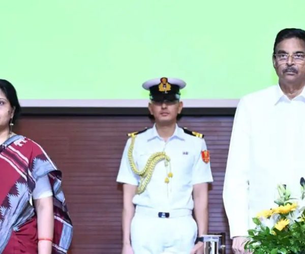 ୨୦୨୩ ବ୍ୟାଚର ଓଡ଼ିଶା ରାଜସ୍ୱ ସେବା ପ୍ରଶିକ୍ଷାର୍ଥୀଙ୍କ ସହିତ ରାଜ୍ୟପାଳଙ୍କ ଭାବ ବିନିମୟ